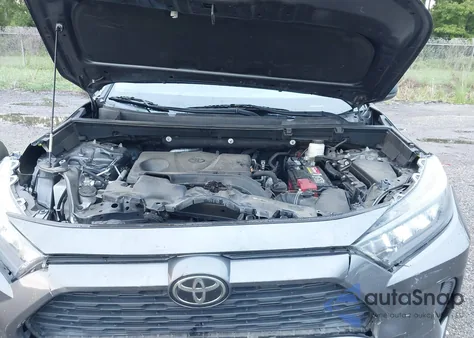 2020 Toyota Rav4 Le z USA, uszkodzony, nr VIN 2T3F1RFV6LC088245